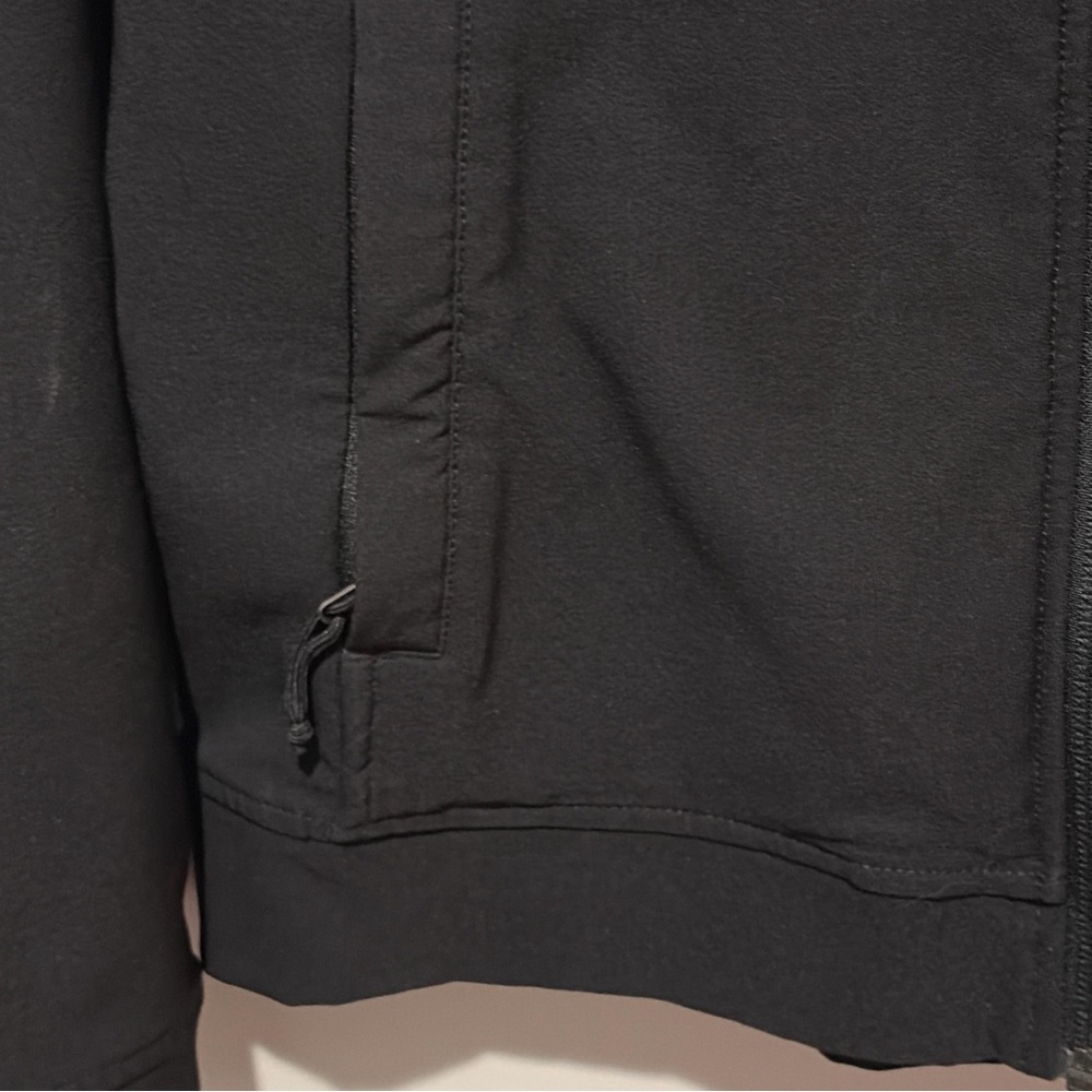 The North Face Women’s black Jacket with fleece inside - Picture 4 of 9